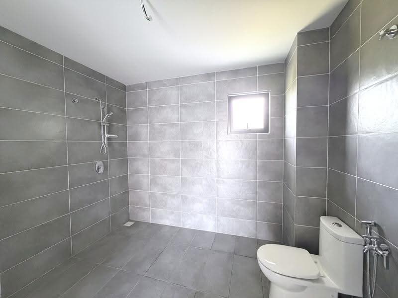 3-storey Terraced House for Sale in Batu 9 (Cheras) - Kew . - PropertyGuru.com.my