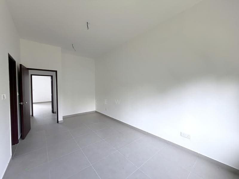 3-storey Terraced House for Sale in Batu 9 (Cheras) - Kew . - PropertyGuru.com.my