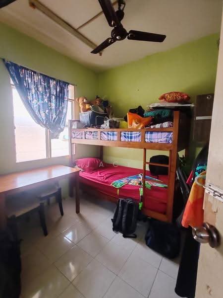 Apartment for Sale at Sri Awana Townhouse - Jack Chai - Bedroom - PropertyGuru.com.my
