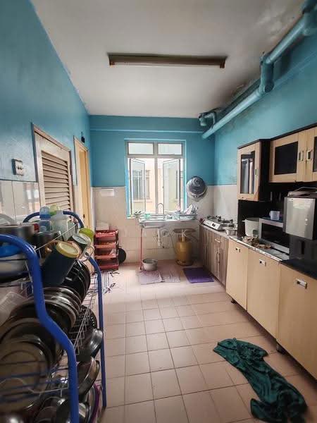 Apartment for Sale at Sri Awana Townhouse - Jack Chai - Kitchen - PropertyGuru.com.my