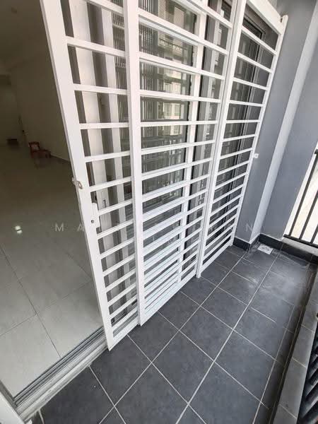 Kediaman Servis untuk Disewa di BSP 21 - Matthew Ian Sim - Balcony - PropertyGuru.com.my