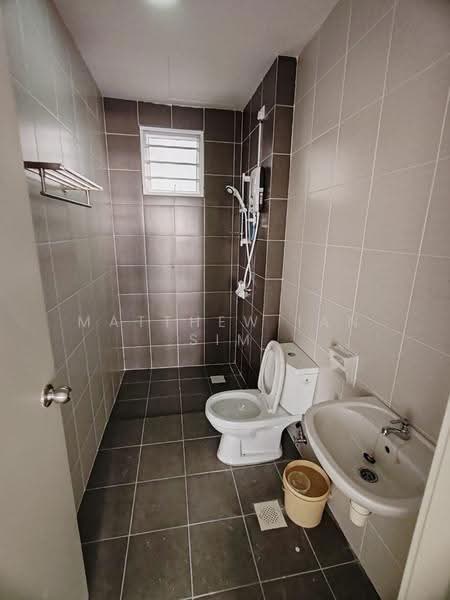 Kediaman Servis untuk Disewa di BSP 21 - Matthew Ian Sim - Bathroom - PropertyGuru.com.my