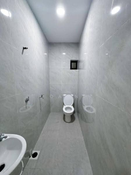 2-storey Terraced House for Sale in Johor Bahru (Johor) - Joanne Yong - Bathroom - PropertyGuru.com.my