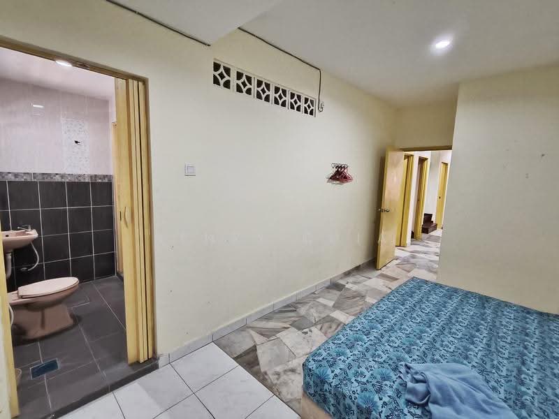 Rumah Teres 1.5-Tingkat untuk Dijual di Bandar Tun Hussein Onn (Cheras) - Henry Chia - PropertyGuru.com.my