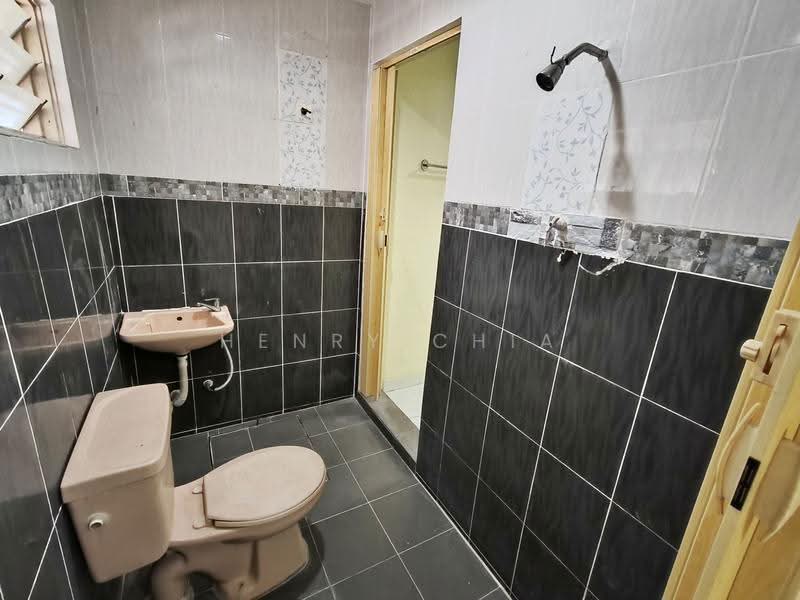 Rumah Teres 1.5-Tingkat untuk Dijual di Bandar Tun Hussein Onn (Cheras) - Henry Chia - PropertyGuru.com.my
