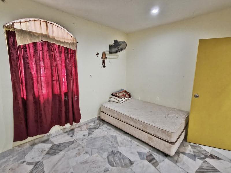 Rumah Teres 1.5-Tingkat untuk Dijual di Bandar Tun Hussein Onn (Cheras) - Henry Chia - PropertyGuru.com.my
