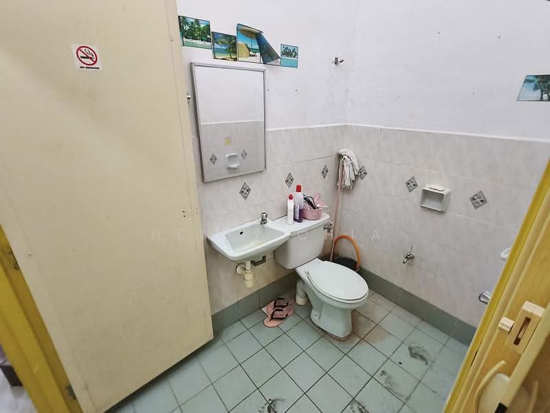 Rumah Teres 1.5-Tingkat untuk Dijual di Bandar Tun Hussein Onn (Cheras) - Henry Chia - PropertyGuru.com.my