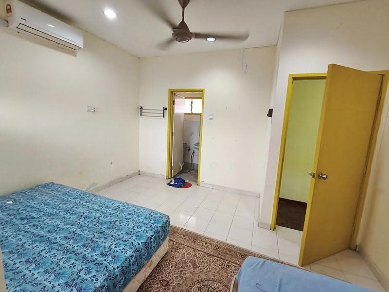 Rumah Teres 1.5-Tingkat untuk Dijual di Bandar Tun Hussein Onn (Cheras) - Henry Chia - PropertyGuru.com.my