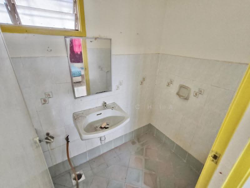 Rumah Teres 1.5-Tingkat untuk Dijual di Bandar Tun Hussein Onn (Cheras) - Henry Chia - PropertyGuru.com.my