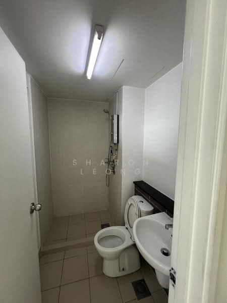 Kondominium untuk Dijual di The Saffron - Sharon Leong - Bathroom - PropertyGuru.com.my