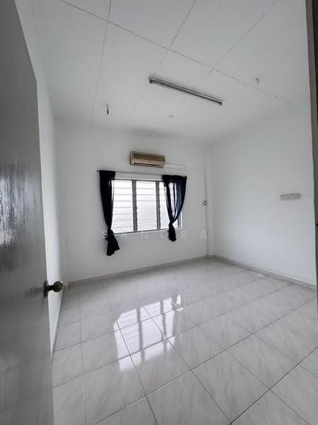 Rumah Flat untuk Disewa di Taman Gaya - Sandra Gan - Interior - PropertyGuru.com.my