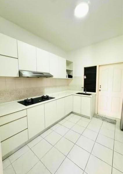 Condominium for Sale at Marina Bay Condominium - Clifton Chee - Kitchen - PropertyGuru.com.my