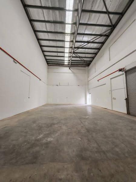 Factory for Rent in Eco Business Park 1 (Johor Bahru) - Kenneth Tan - Interior - PropertyGuru.com.my