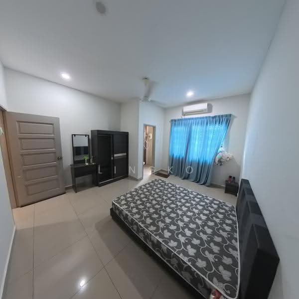 Semi-Detached House for Rent in Sitiawan (Perak) - Lingko Tan - Bedroom - PropertyGuru.com.my