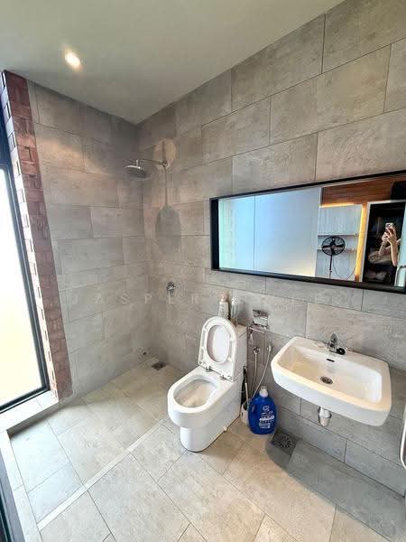 Rumah Berkembar untuk Dijual di Johor Bahru (Johor) - Jasper Gwee - Bathroom - PropertyGuru.com.my