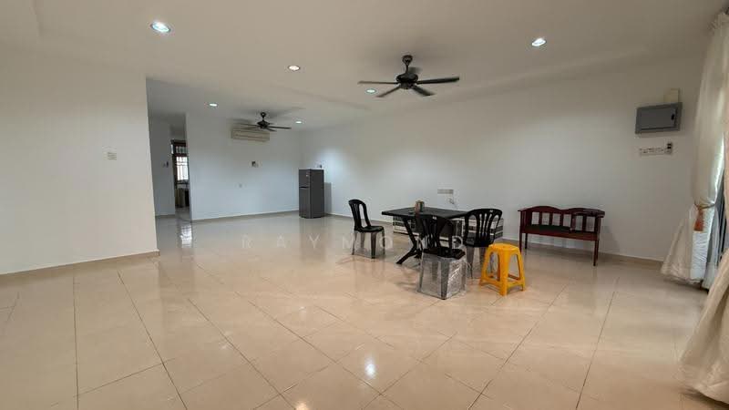 Rumah Teres 2-Tingkat untuk Dijual di Kampung Merbau (Kota Bharu) - Raymond Chow - Living Room - PropertyGuru.com.my