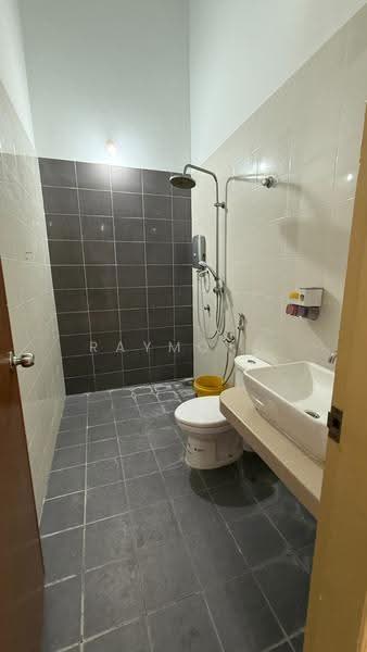 Rumah Teres 2-Tingkat untuk Dijual di Kampung Merbau (Kota Bharu) - Raymond Chow - Bathroom - PropertyGuru.com.my