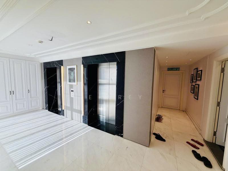 Kondominium untuk Dijual di Setia V Residences - Jeffrey Yeoh - Entrance - PropertyGuru.com.my