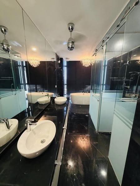 Kondominium untuk Dijual di Setia V Residences - Jeffrey Yeoh - Bathroom - PropertyGuru.com.my