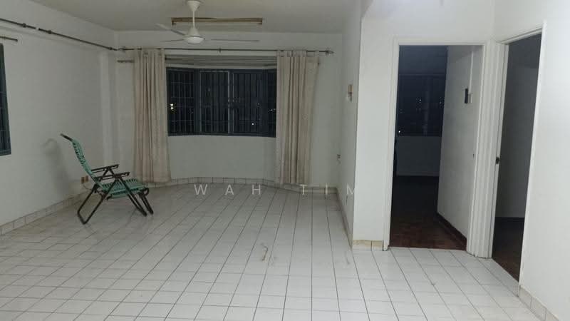 Pangsapuri untuk Dijual di Desa Dua - WAH TIM CHAN - Living Room - PropertyGuru.com.my