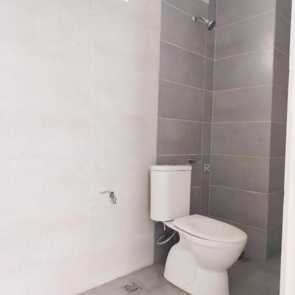 Bungalow House for Sale in Taman Seri Murai (Simpang Ampat) - Ann Khor - Bathroom - PropertyGuru.com.my