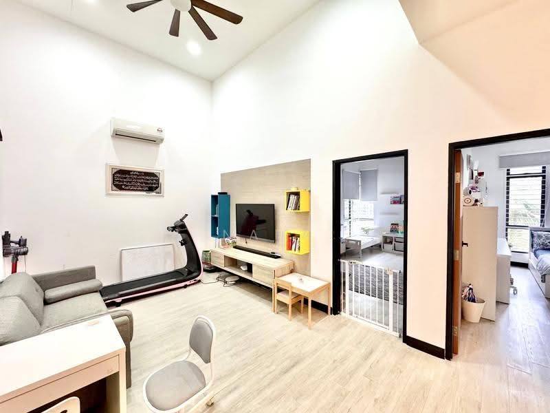 2-storey Terraced House for Sale in Presint 11 (Putrajaya) - Nana Cheah - Living Room - PropertyGuru.com.my