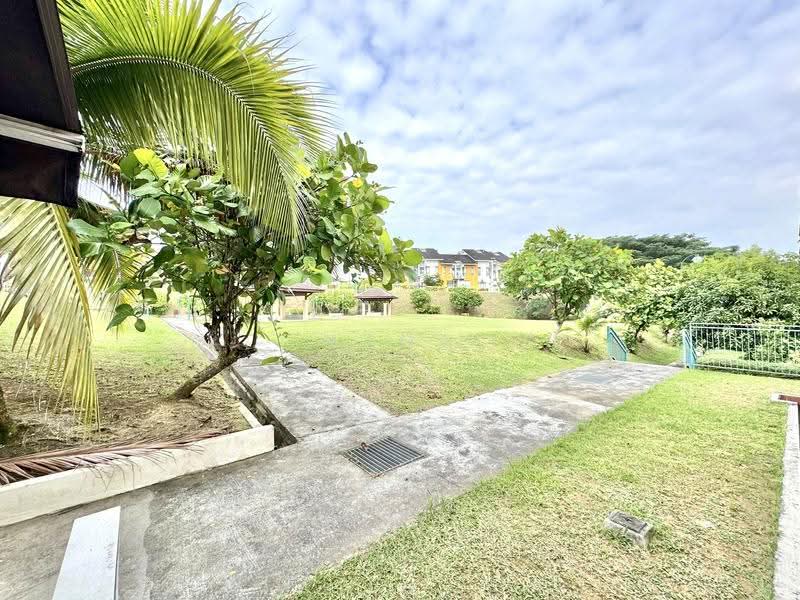 2-storey Terraced House for Sale in Presint 11 (Putrajaya) - Nana Cheah - Garden - PropertyGuru.com.my