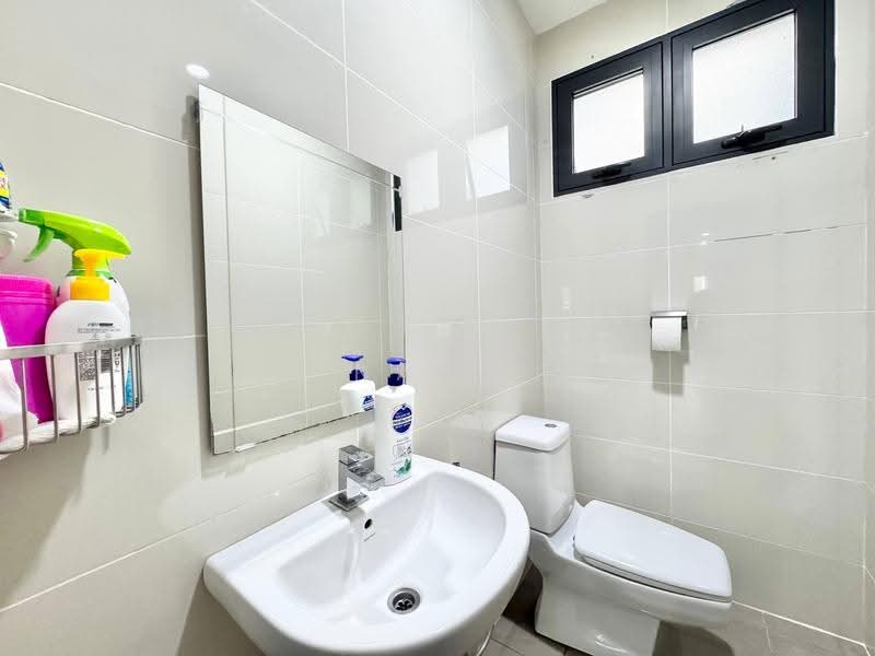 2-storey Terraced House for Sale in Presint 11 (Putrajaya) - Nana Cheah - Bathroom - PropertyGuru.com.my