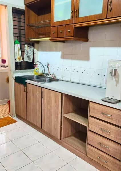 Condominium for Sale at Marina Bay Condominium - Clifton Chee - Kitchen - PropertyGuru.com.my