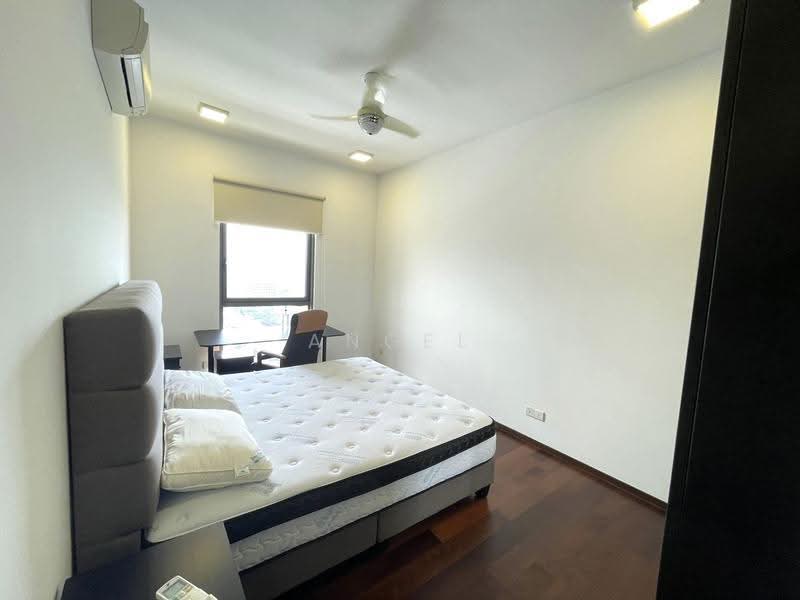 Condominium for Sale at The Breezeway - Angel Ng - Bedroom - PropertyGuru.com.my
