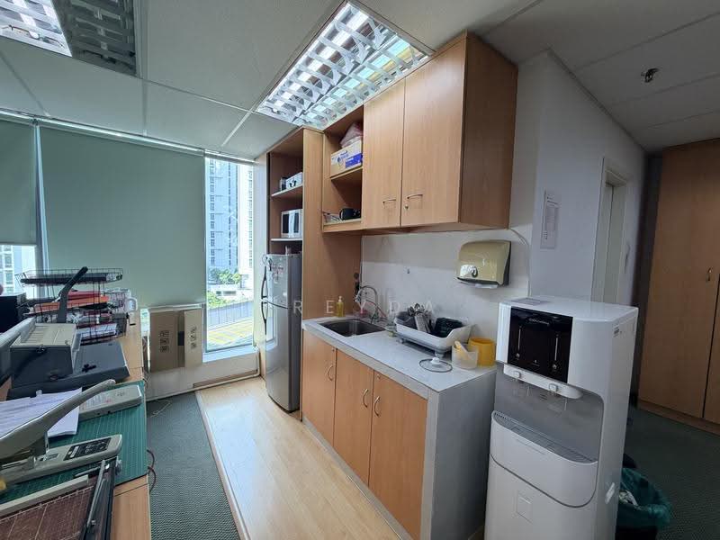Office for Sale in Mont Kiara (Kuala Lumpur) - Freyda Cheng - Kitchen - PropertyGuru.com.my