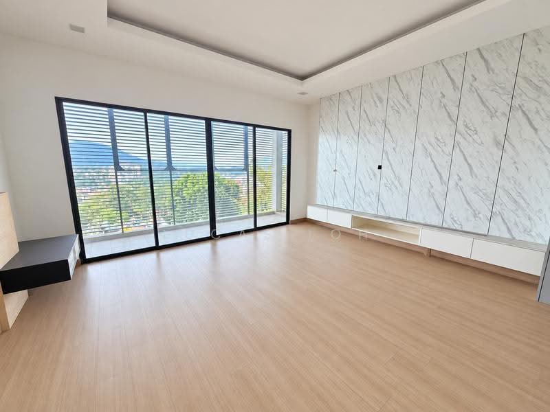 3.5-storey Terraced House for Sale in Ampang (Selangor) - Lucas Loh - Living Room - PropertyGuru.com.my