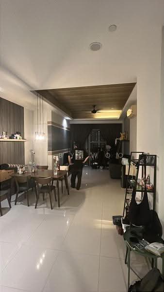 Kediaman Servis untuk Disewa di The Azure Residences - Abby Woo - Living Room - PropertyGuru.com.my