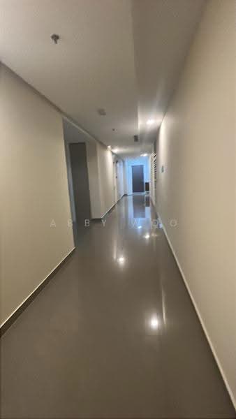 Kediaman Servis untuk Disewa di The Azure Residences - Abby Woo - Corridor - PropertyGuru.com.my