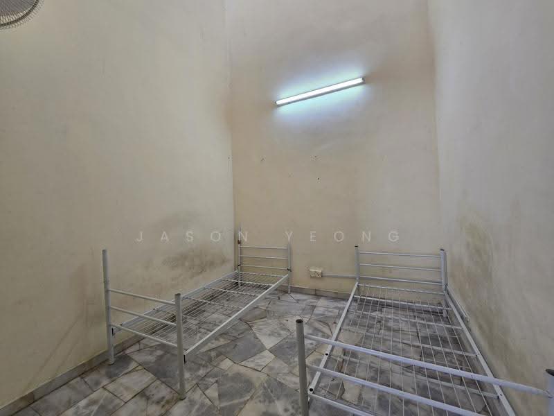 1.5-storey Terraced House for Sale in Klang (Selangor) - Jason Yeong - Bedroom - PropertyGuru.com.my