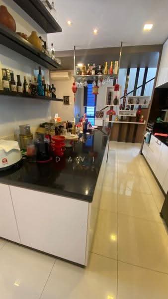 Rumah Teres 3-Tingkat untuk Dijual di Lake Fields (Sungai Besi) - David Chee - Kitchen - PropertyGuru.com.my
