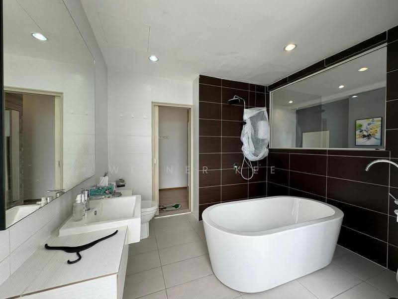 Service Residence for Rent at Encorp Marina - Werner Kee - Bathroom - PropertyGuru.com.my