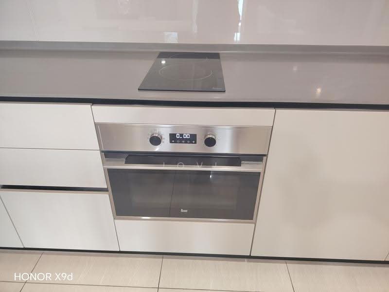 Kediaman Servis untuk Disewa di Datum Jelatek Residence - Jovi Soh - Kitchen - PropertyGuru.com.my