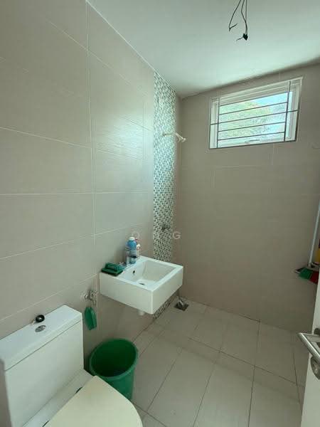Rumah Teres untuk Dijual di Bandar Sri Sendayan (Negeri Sembilan) - Ong Jia Hui - Bathroom - PropertyGuru.com.my