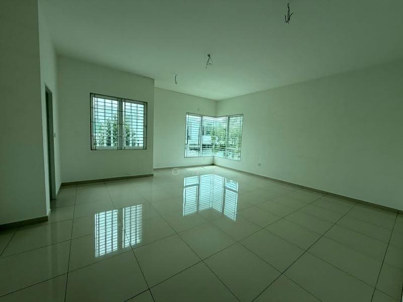 Rumah Teres untuk Dijual di Bandar Sri Sendayan (Negeri Sembilan) - Ong Jia Hui - Living Room - PropertyGuru.com.my