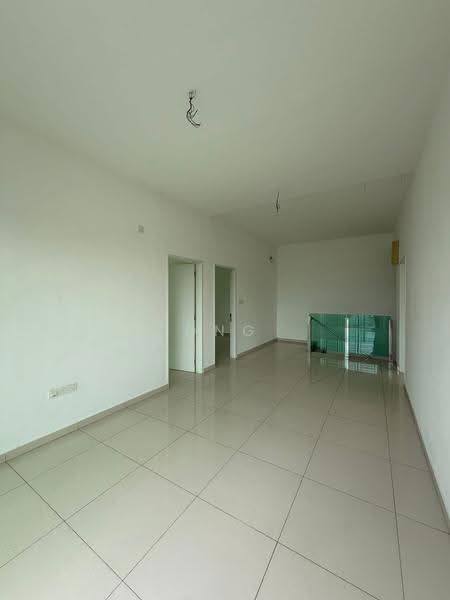 Rumah Teres untuk Dijual di Bandar Sri Sendayan (Negeri Sembilan) - Ong Jia Hui - Living Room - PropertyGuru.com.my