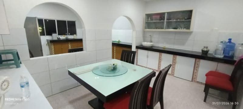 4-storey Terraced House for Rent in Segambut (Kuala Lumpur) - Florence You - Kitchen - PropertyGuru.com.my