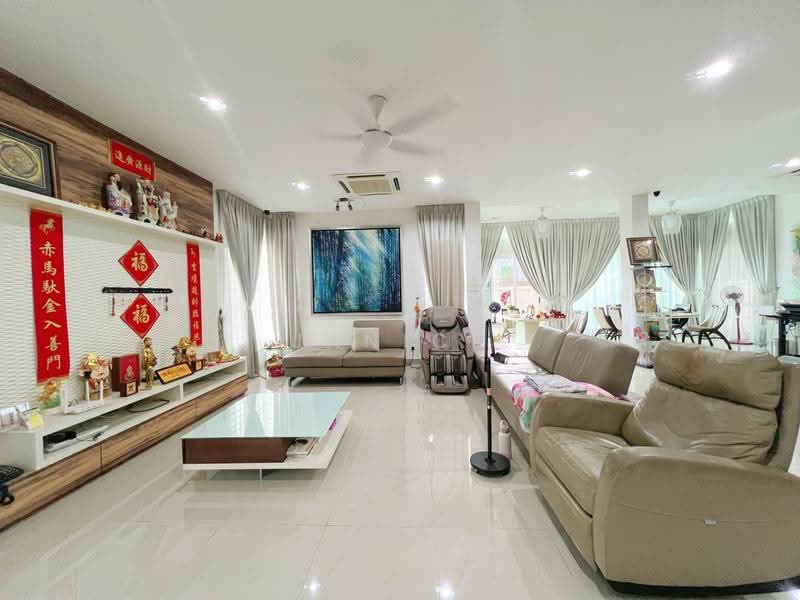 Bungalow House for Sale in Batu 9 (Cheras) - Janice Lau - Living Room - PropertyGuru.com.my