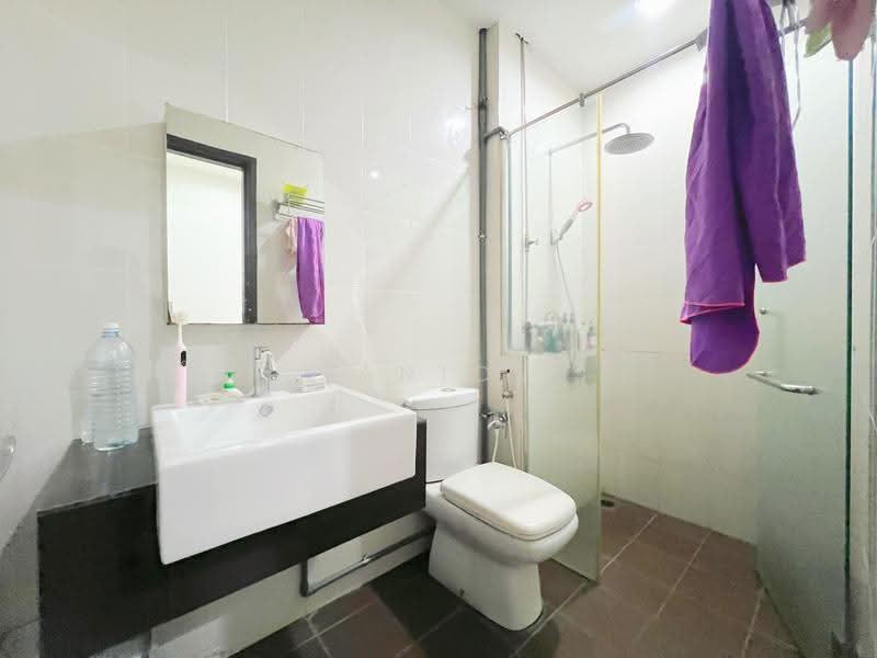 Bungalow House for Sale in Batu 9 (Cheras) - Janice Lau - Bathroom - PropertyGuru.com.my