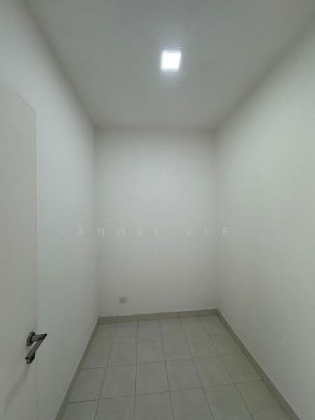 Kediaman Servis untuk Dijual di Southern Marina Residences - Angel Lee - Interior - PropertyGuru.com.my