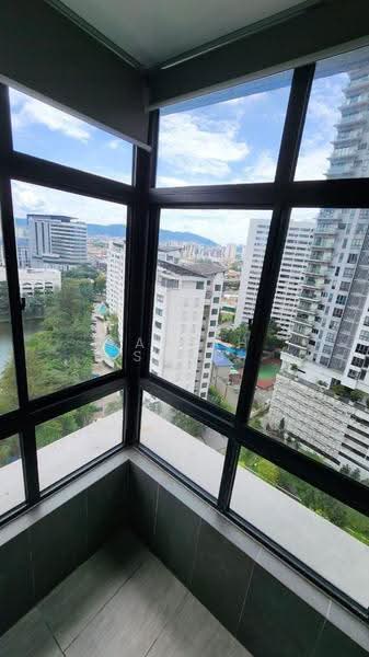 Kediaman Servis untuk Dijual di Astoria Ampang - Sariah Saad - Balcony - PropertyGuru.com.my