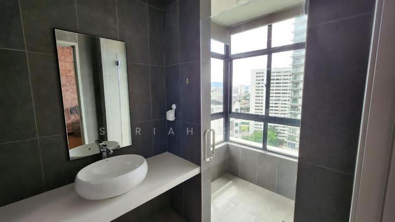 Kediaman Servis untuk Dijual di Astoria Ampang - Sariah Saad - Bathroom - PropertyGuru.com.my