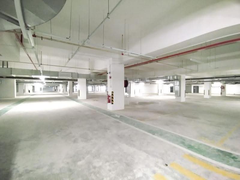 Shop / Office untuk Disewa di Seksyen U13 (Setia Alam) - Annie Kho - Car Park - PropertyGuru.com.my