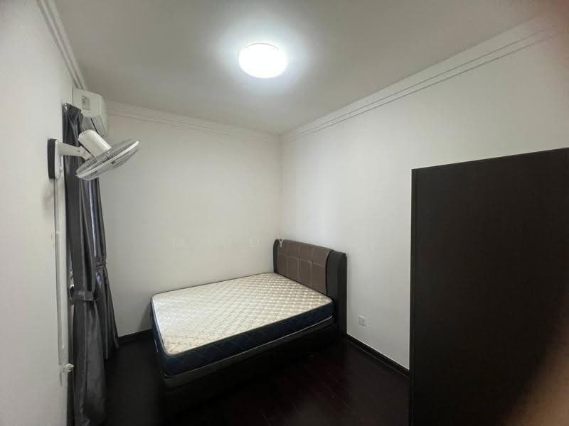 Kediaman Servis untuk Dijual di R&F Princess Cove Phase 1 - Mindy Lee - Bedroom - PropertyGuru.com.my