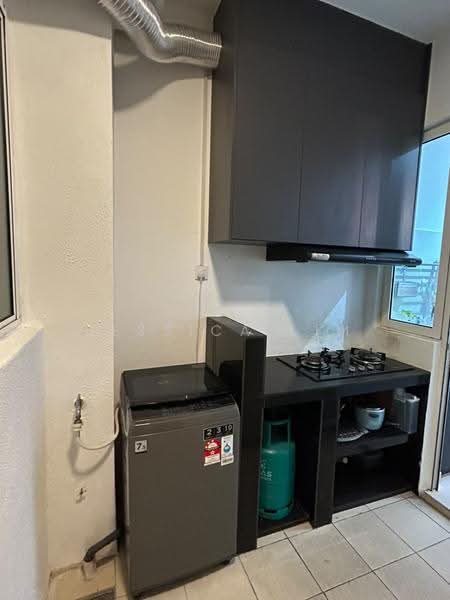 Condominium for Rent at Scenaria @ North Kiara Hills - Jessica Lim - Kitchen - PropertyGuru.com.my